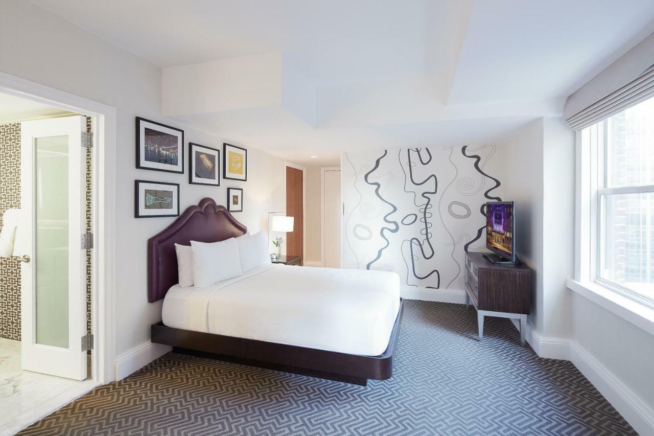 Deluxe Queen Room,1359447590:JPEG