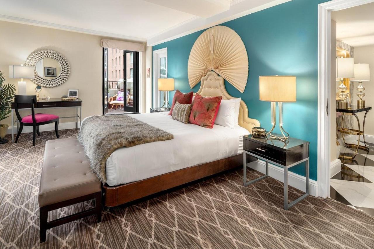 Two-Bedroom Suite Balcony,1362976568:JPEG