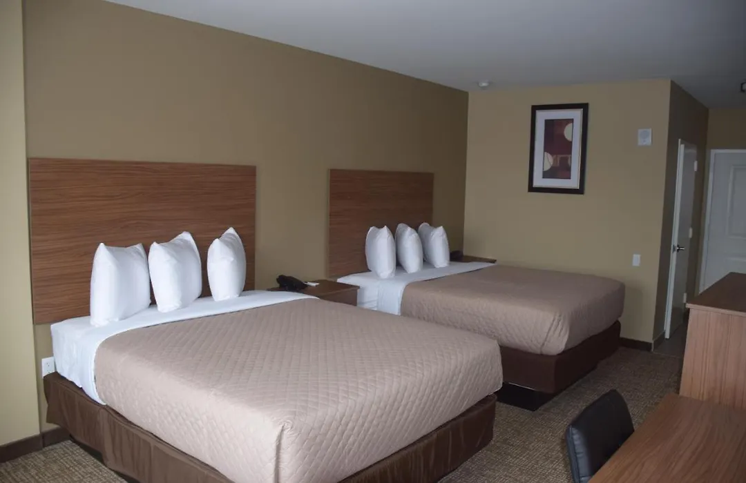Astoria Delancy Inn & Suites-1