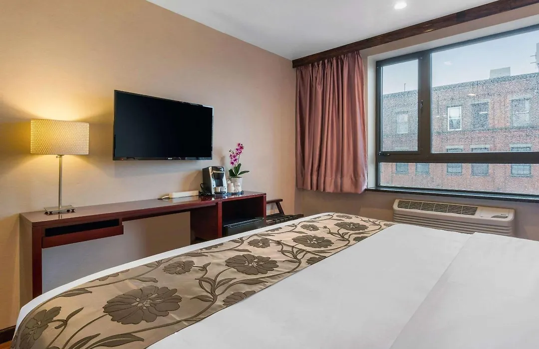 The L Hotel-1