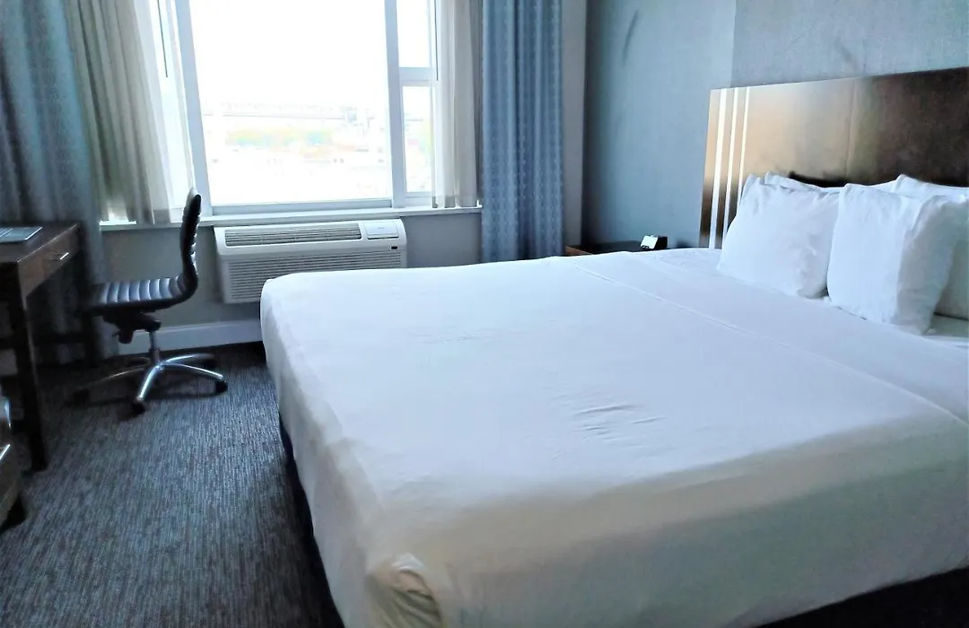 Wyndham Garden Long Island City-1