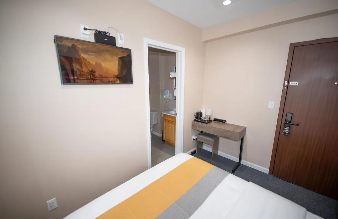 Flushing Garden Hotel-1