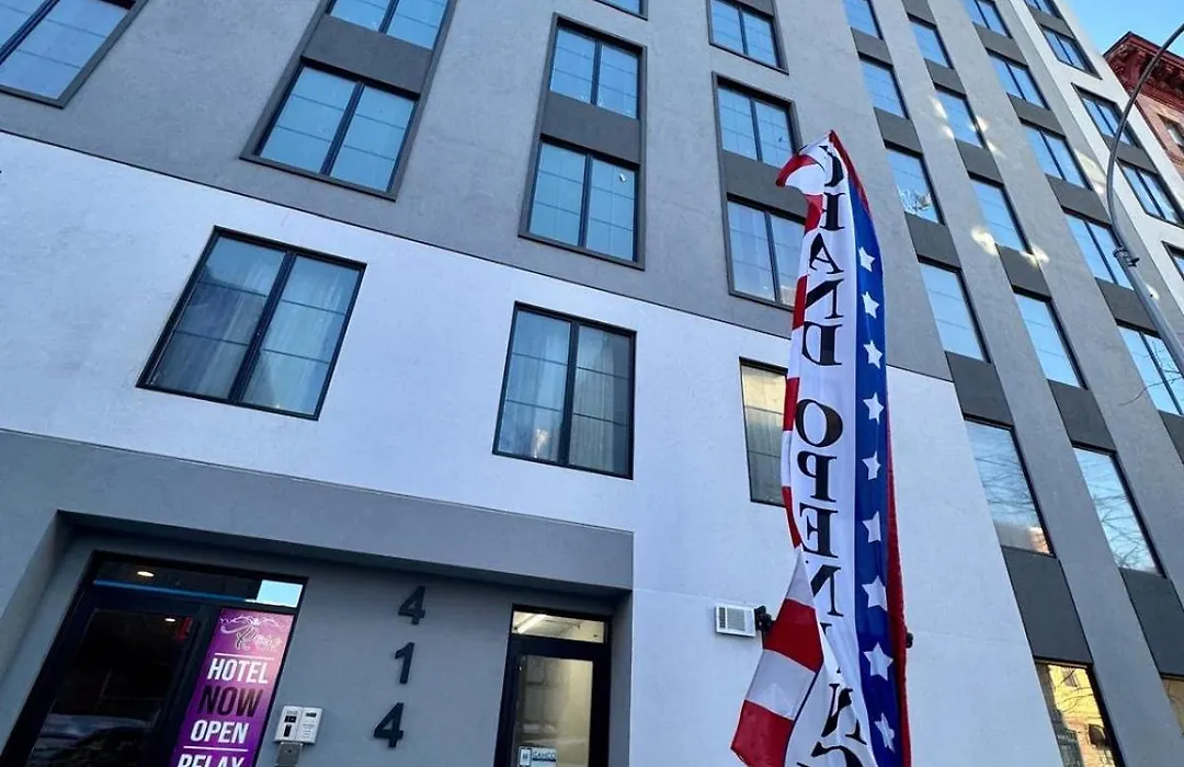 Rose Hotel Bronx Brand New-1