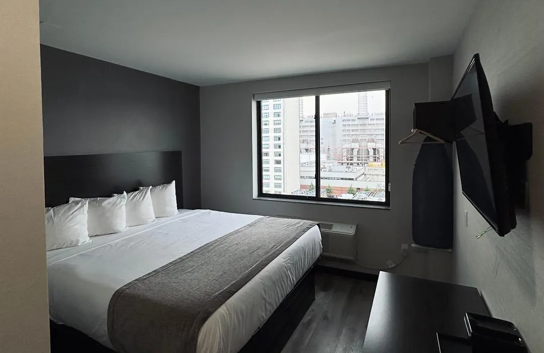 Capital Hotel Long Island City-1