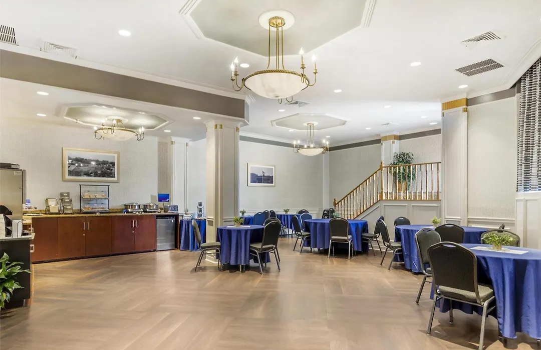 Best Western Queens Gold Coast-1