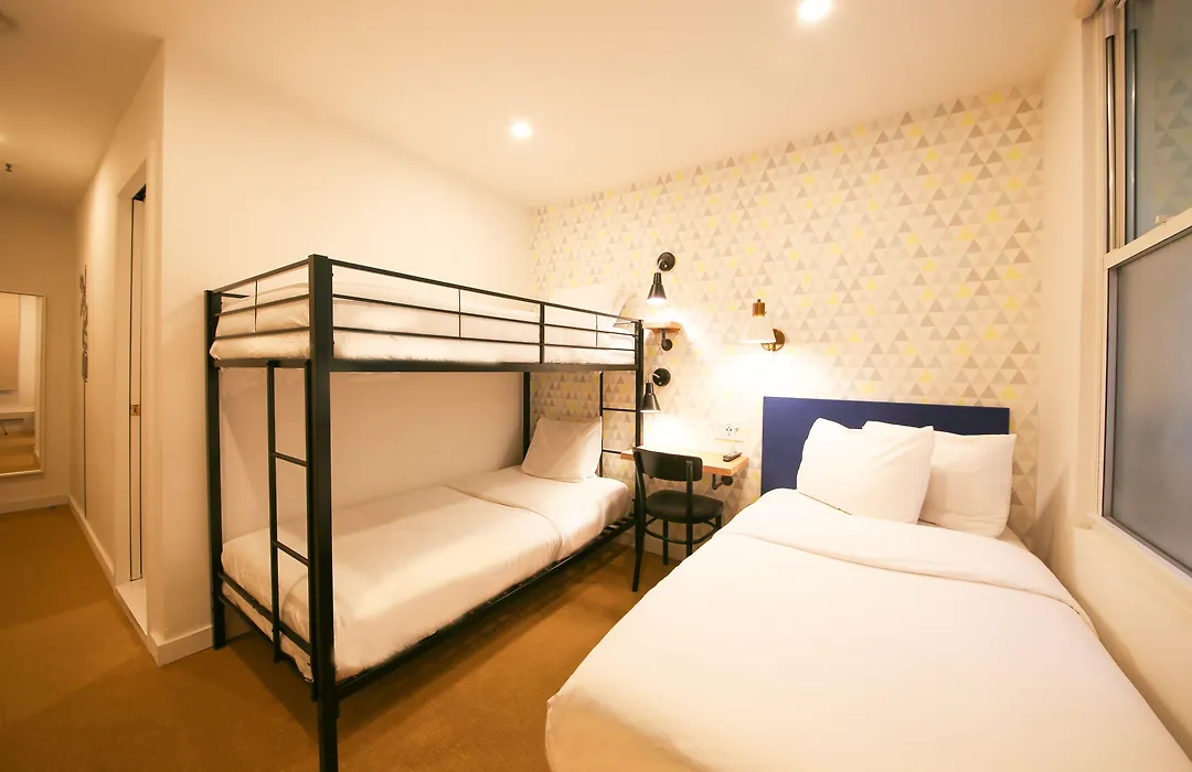 Doxie Hotel-1
