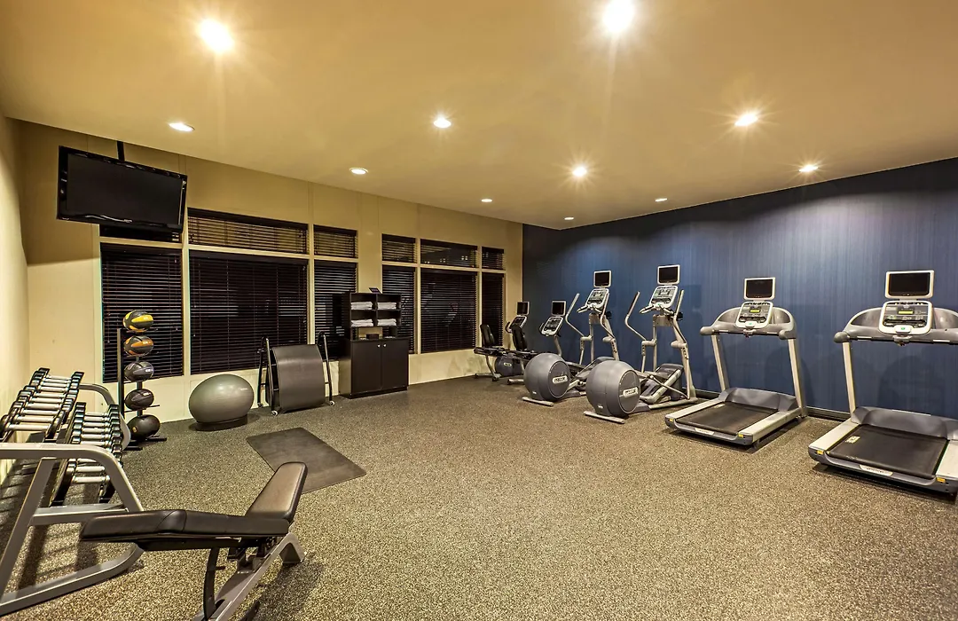Hampton Inn New York - LaGuardia Airport-1