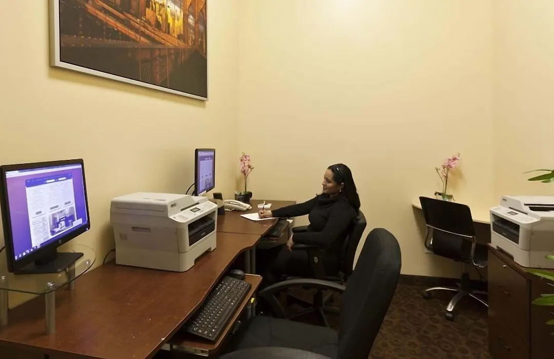 Pointe Plaza Hotel (Adults Only)-1