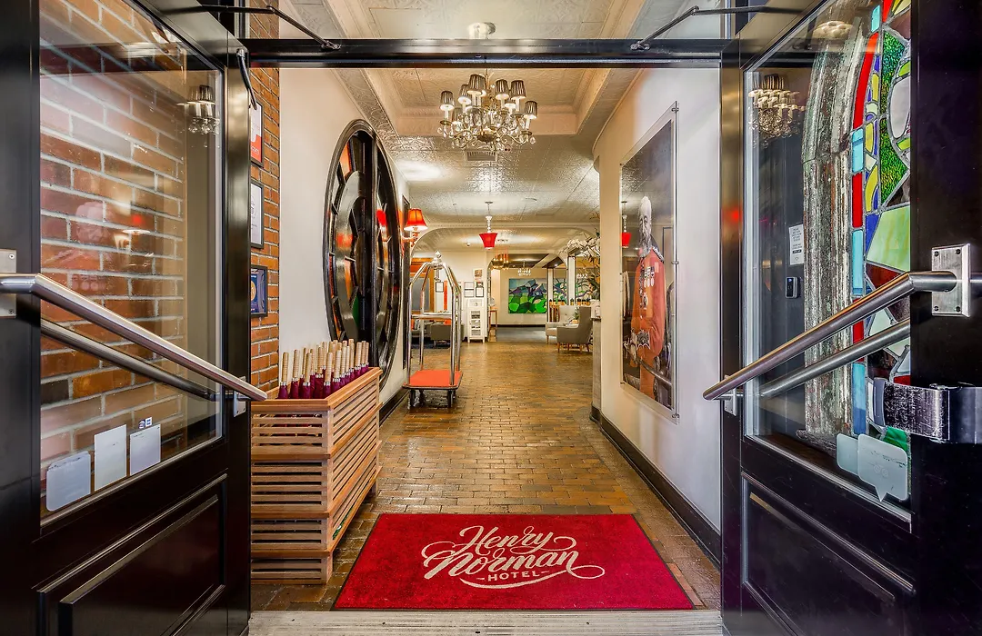 Henry Norman Hotel-1