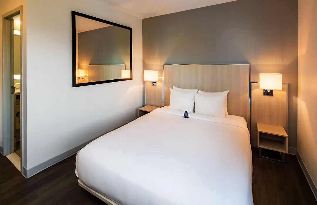 The Gatsby Hotel-1