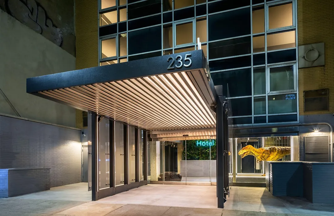 Henn na Hotel New York-1
