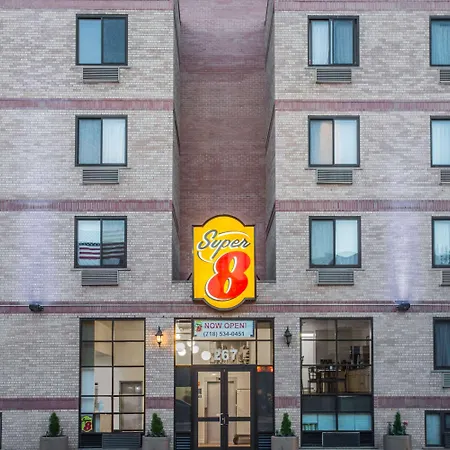 Super 8 By Wyndham Brooklyn / Park Slope Hotel-2