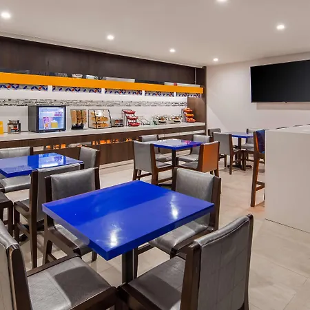Glo Best Western Brooklyn Nyc-3