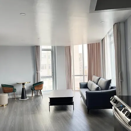 Starlight Hotel Near Lga Airport-3