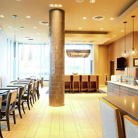 Hampton Inn Brooklyn Downtown-2