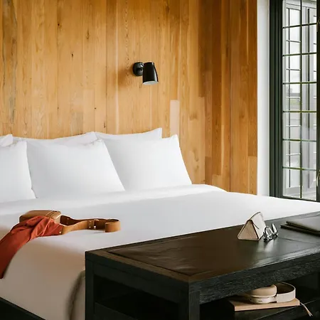 The Industrialist Hotel Brooklyn-2