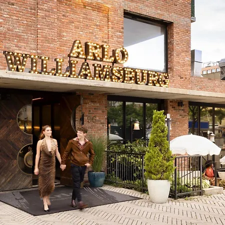 Arlo Williamsburg-2