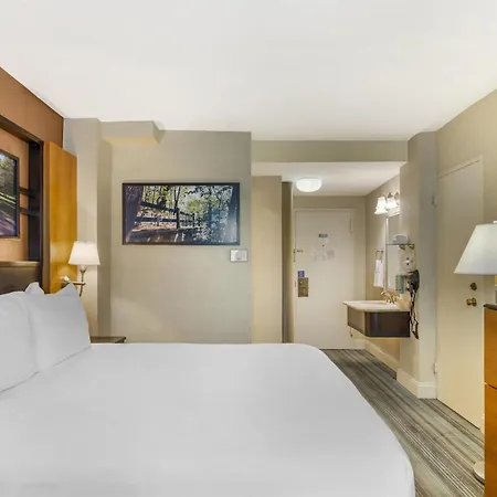 Best Western Queens Gold Coast-2