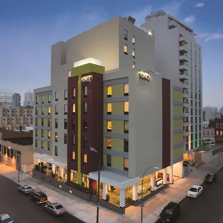 Home2 Suites Long Island City/Manhattan View-3