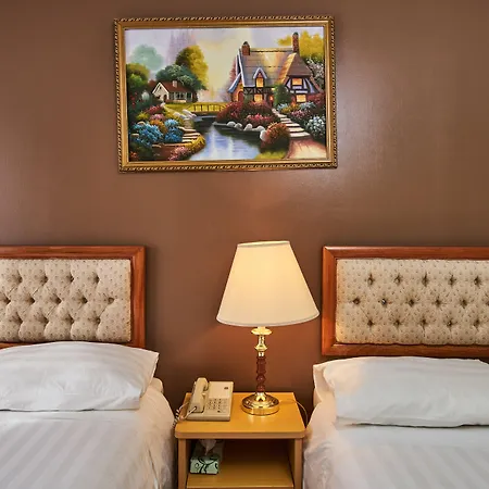 Flushing Hotel-3