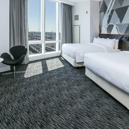 Courtyard By Marriott Long Island City/New York Manhattan View-3