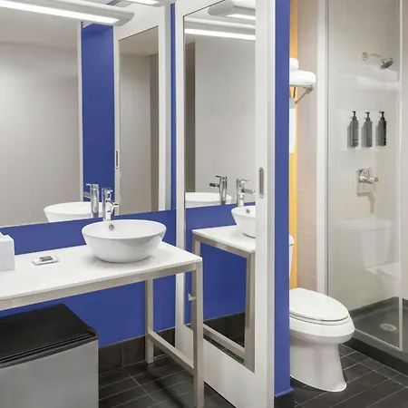 Aloft By Marriott New York Brooklyn-2