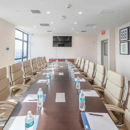 Holiday Inn Express Long Island City E - New York By Ihg-3