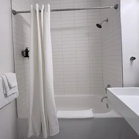 Court Square Hotel Long Island City New York , Belvilla District 6 Formerly Sonder-3