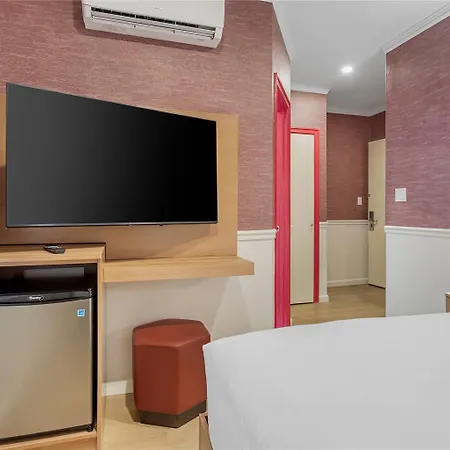 Mayfair Hotel, An Ascend Collection Hotel-2