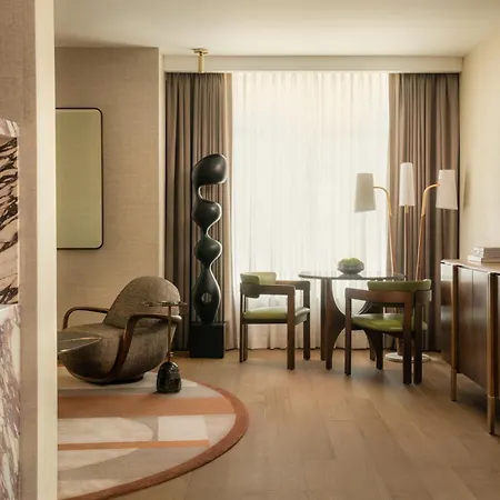 Four Seasons Hotel New York Downtown-3
