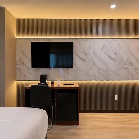 Hotel Pergola Jamaica Jfk-3