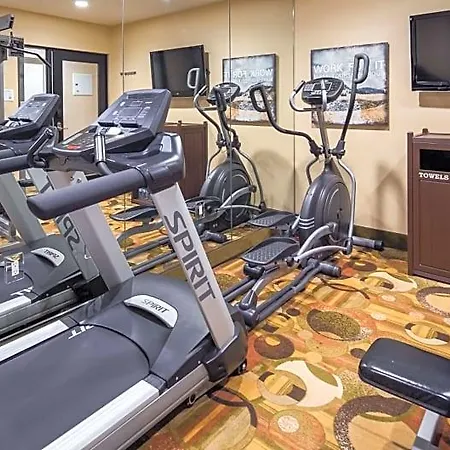 Best Western Plus Arena Hotel-3