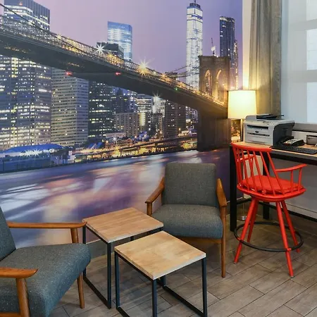 Red Lion Inn And Suites Brooklyn-3