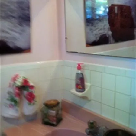 Bronx Guest House-2