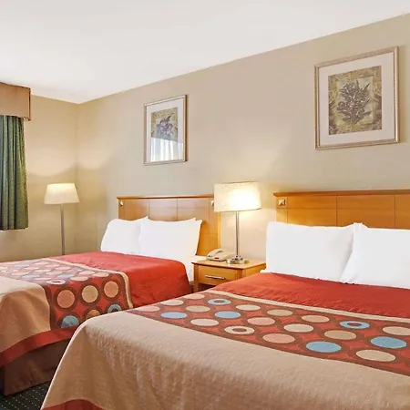 Super 8 Jfk Airport Nyc-2