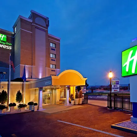 Holiday Inn Express Laguardia Airport, An Ihg Hotel-2