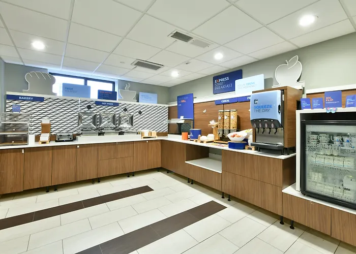 Country Inn & Suites By Radisson, Staten Island New York