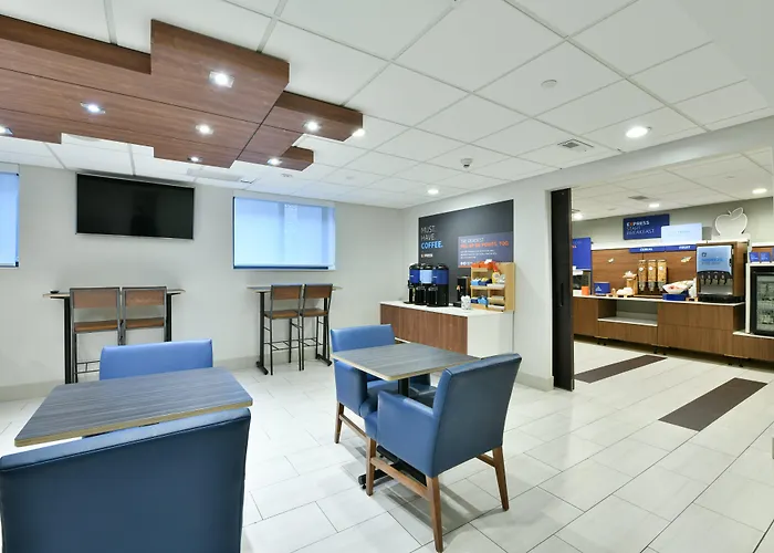 Country Inn & Suites By Radisson, Staten Island New York