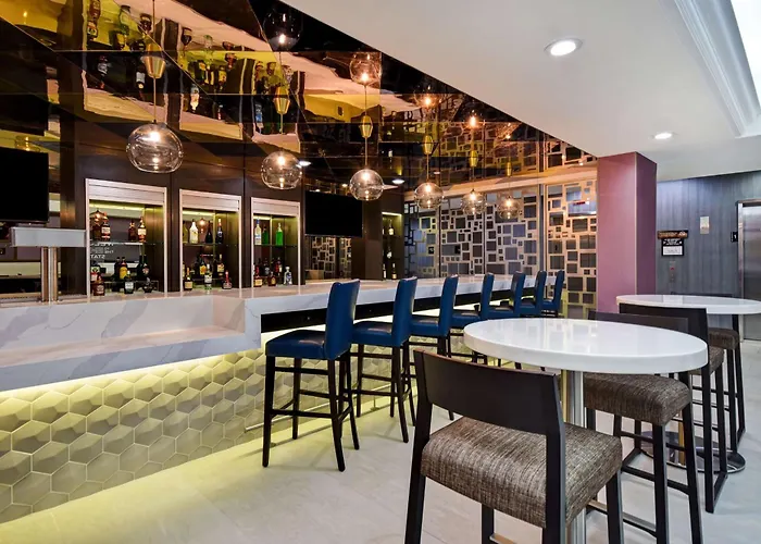 Nyc HotelsHampton Inn Ny-Jfk