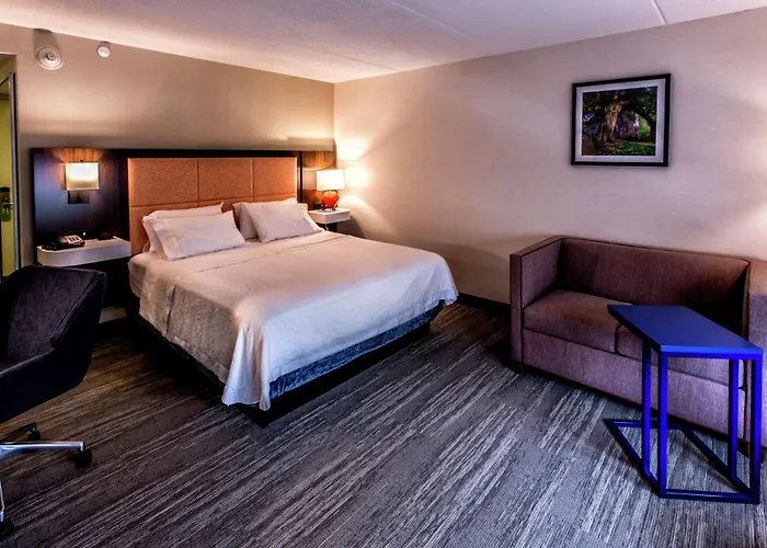 Hampton Inn & Suites Staten Island New York