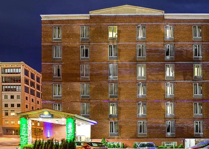 Days Inn By Wyndham Long Island City New York