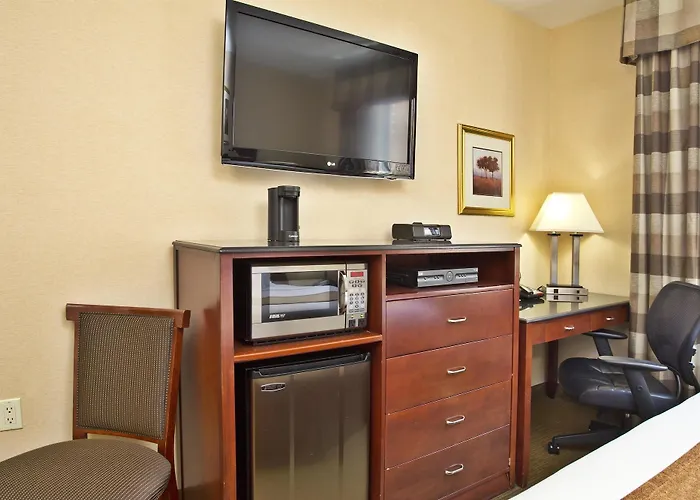 Best Western Plus Arena Hotel New York