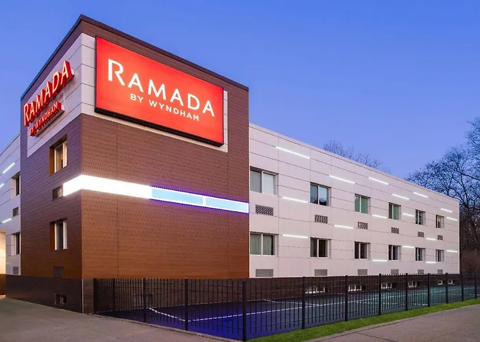 Ramada By Wyndham Bronx Hotel New York