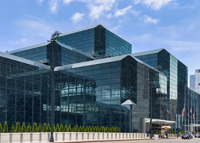 Nyc HotelsHoliday Inn Express Manhattan Midtown West By Ihg