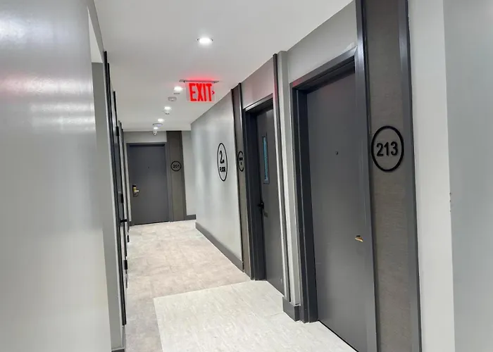 Rose Hotel Bronx Brand New New York