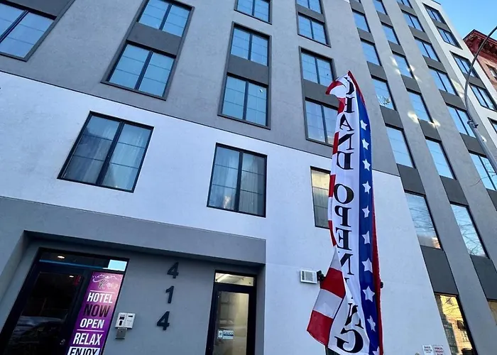 Rose Hotel Bronx Brand New New York