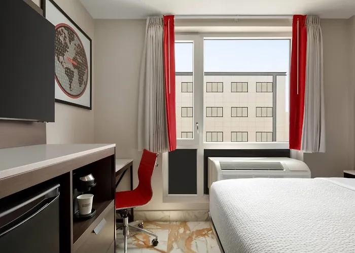 Ramada By Wyndham Brooklyn Empire Blvd Hotel New York