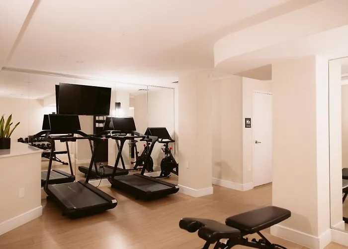 Aura Hotel Times Square New York