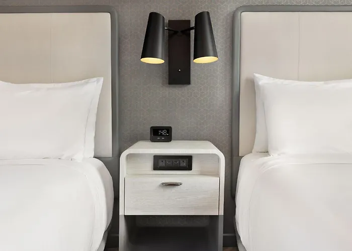 Hotel Voco Times Square South New York By Ihg