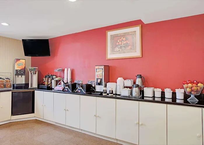 Super 8 Jfk Airport Nyc Hotel New York